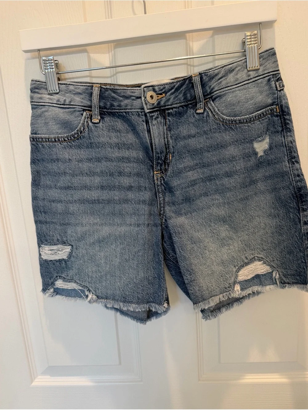 Abercrombie Kids Girls Mid Rise Baggy Denim Shorts Distressed Size 15/16
